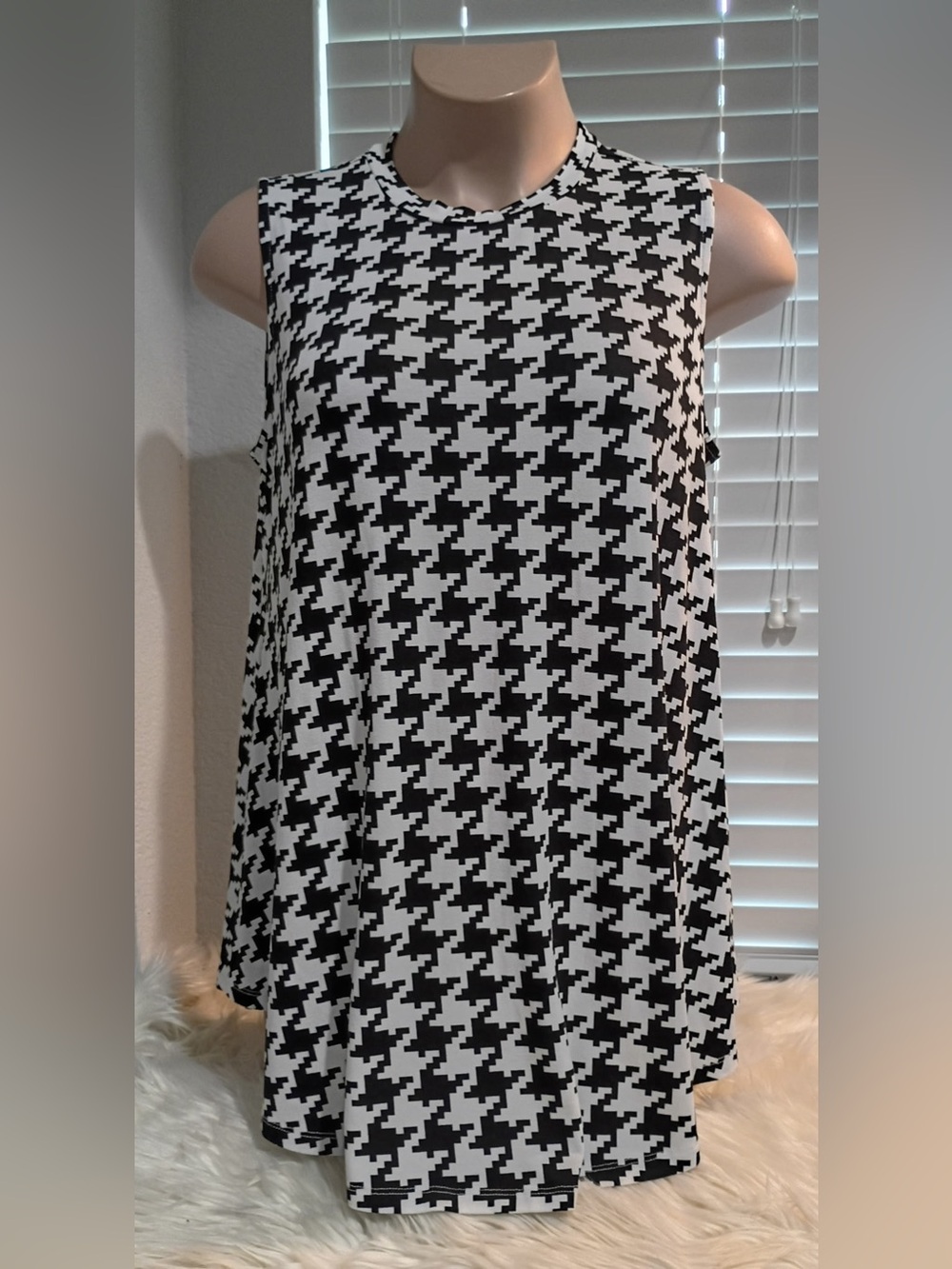 Lane Bryant Women’s 2X Sleeveless Top